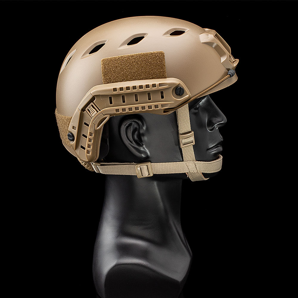 Helm "FAST BJ", tan